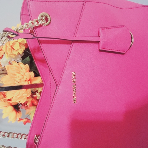 Michael Kors Jet Set Travel Chain Shoulder Tote Bag - Picture 4 of 7